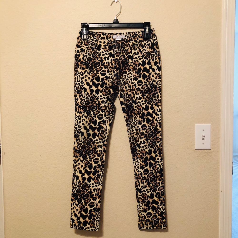🌟Leopard Print Ankle Pants🌟